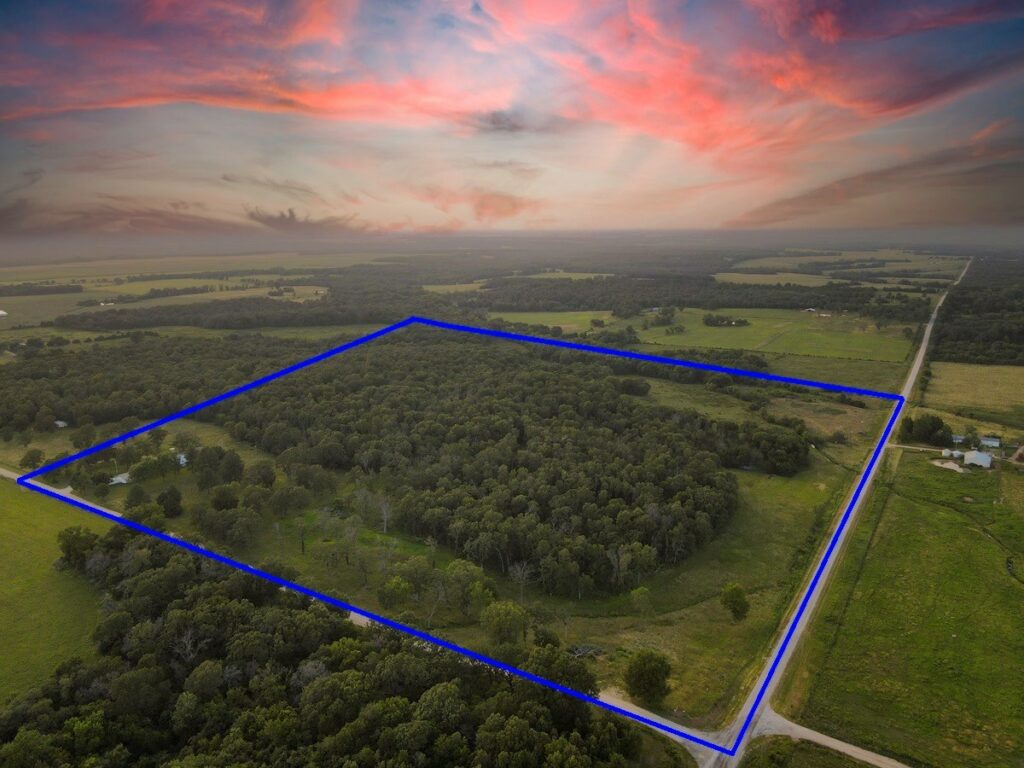 Property photo for land for sale in Cedar County Missouri