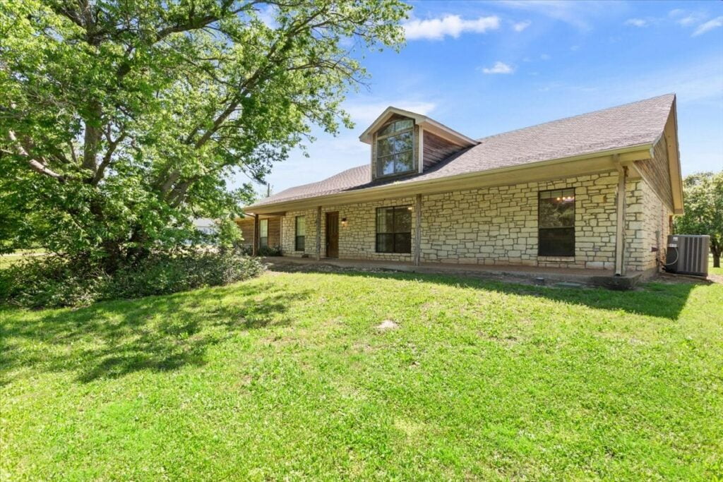 Property photo for land for sale in McLennan County Texas