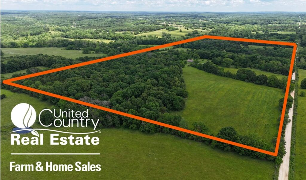 Property photo for land for sale in Cedar County Missouri