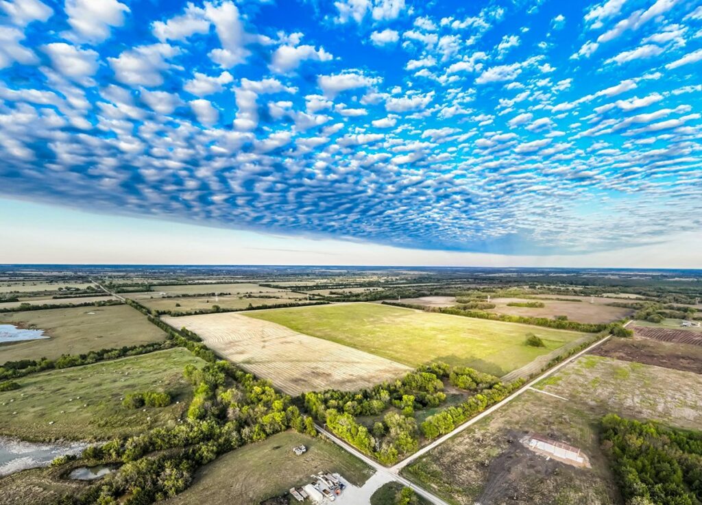 Property photo for land for sale in Lamar County Texas