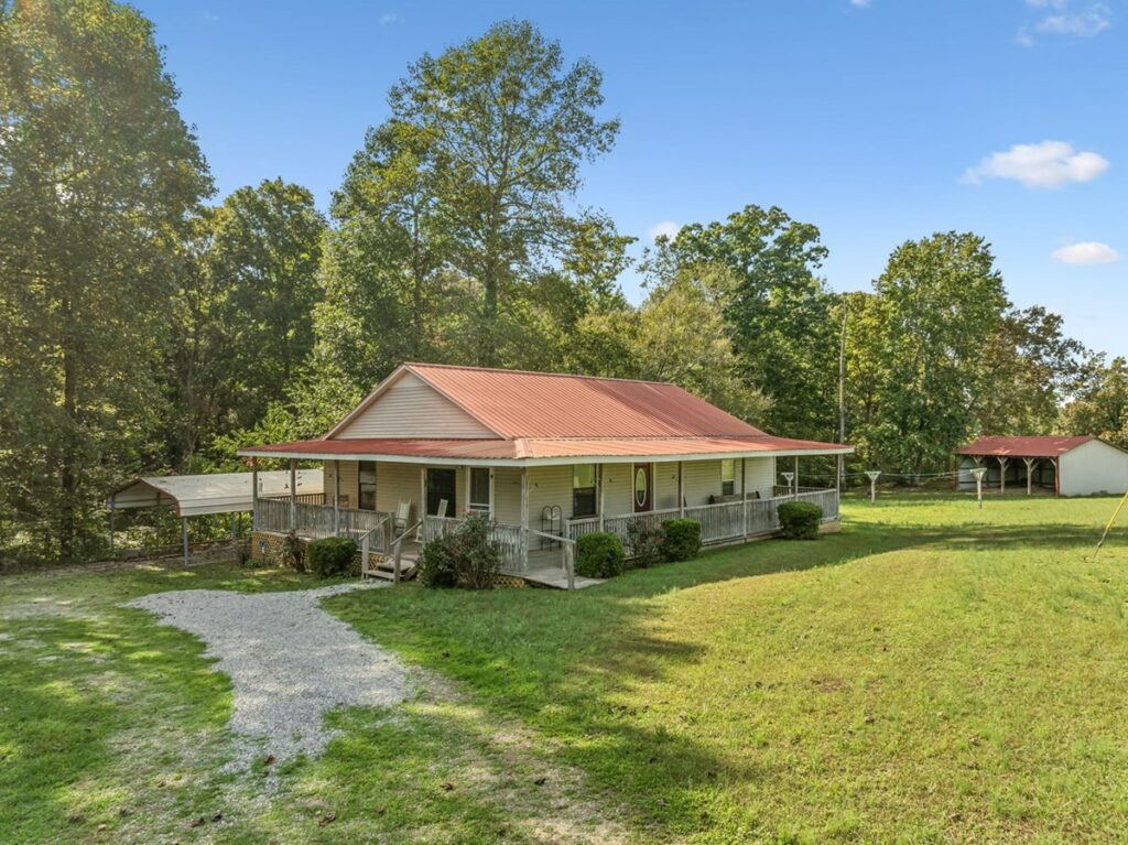 Property photo for land for sale in Lawrence County Tennessee