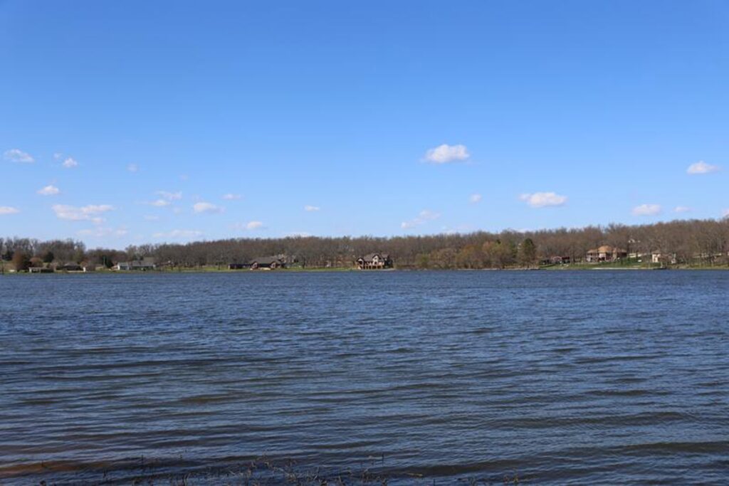 Property photo for land for sale in Howell County Missouri