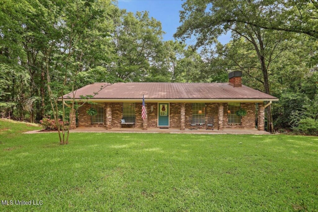 Property photo for land for sale in Hinds County Mississippi