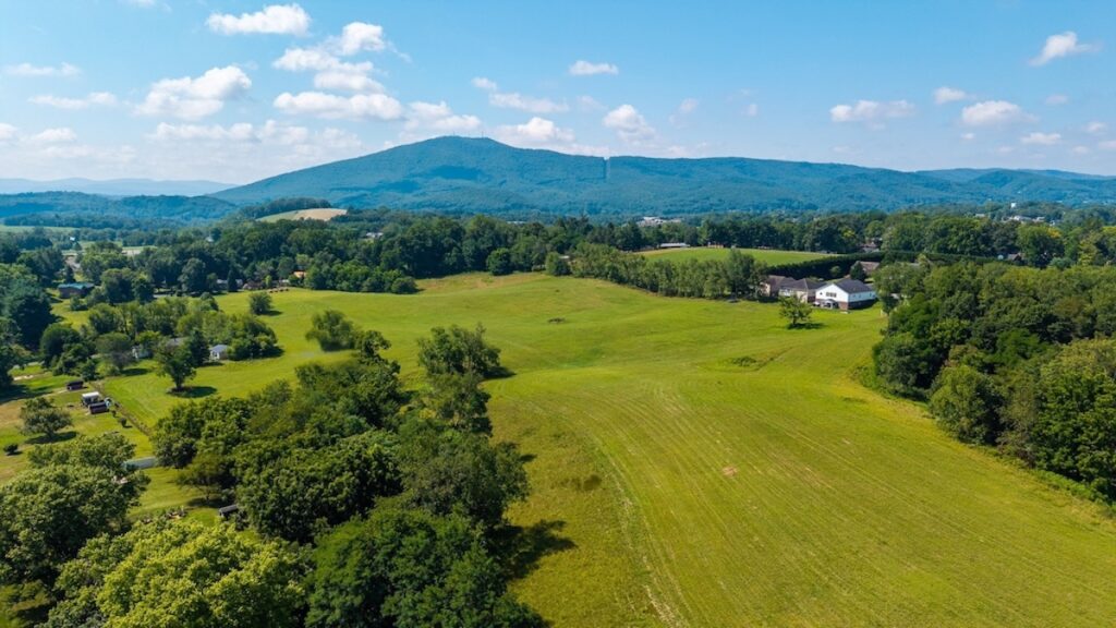 Property photo for land for sale in Pulaski County Virginia