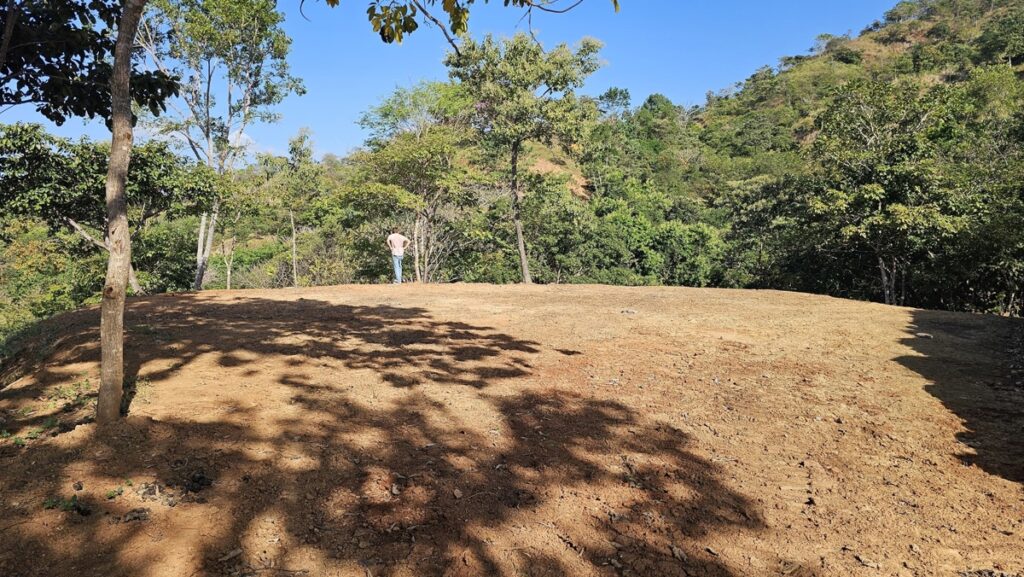 Property photo for land for sale in County Panama