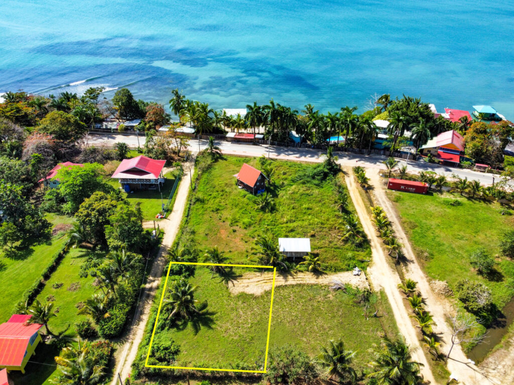 Property photo for land for sale in County Panama