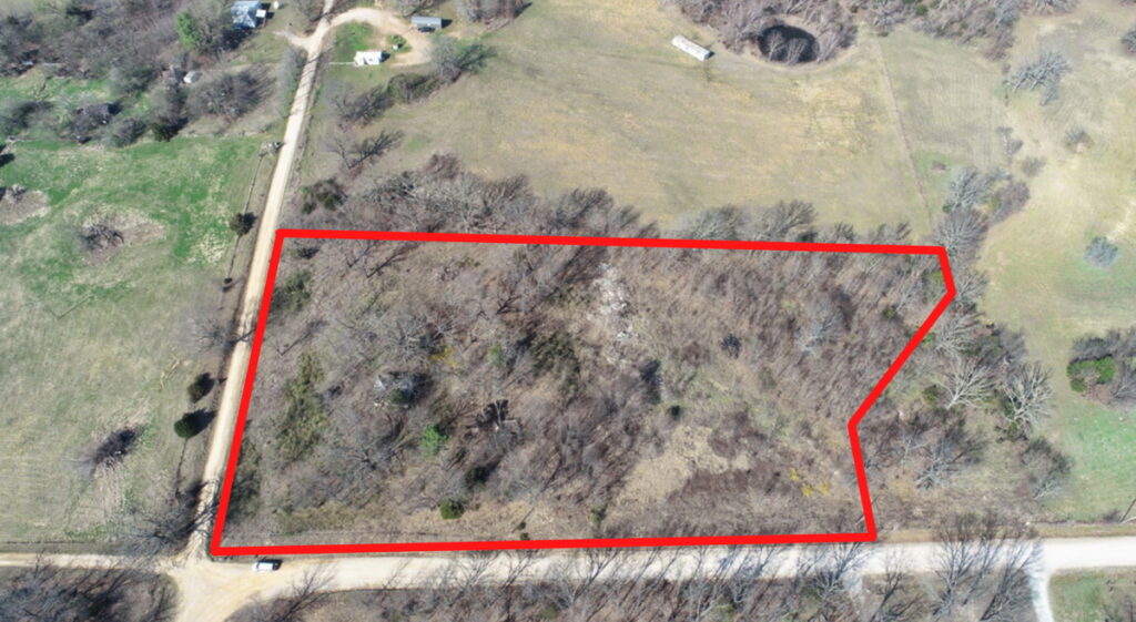Property photo for land for sale in Cedar County Missouri