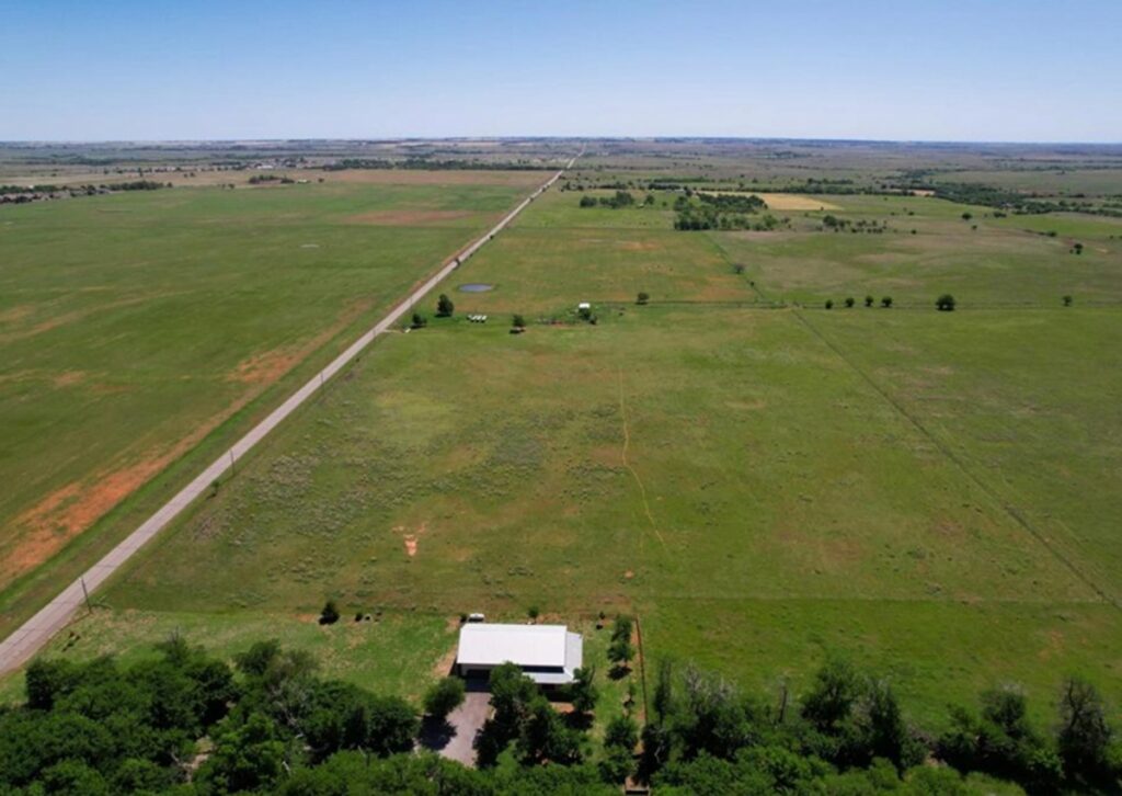 Property photo for land for sale in Beckham County Oklahoma