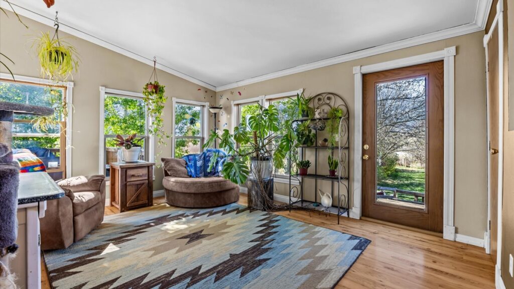 178166da-3351-4da2-8ac6-d528d33dd272.jpg