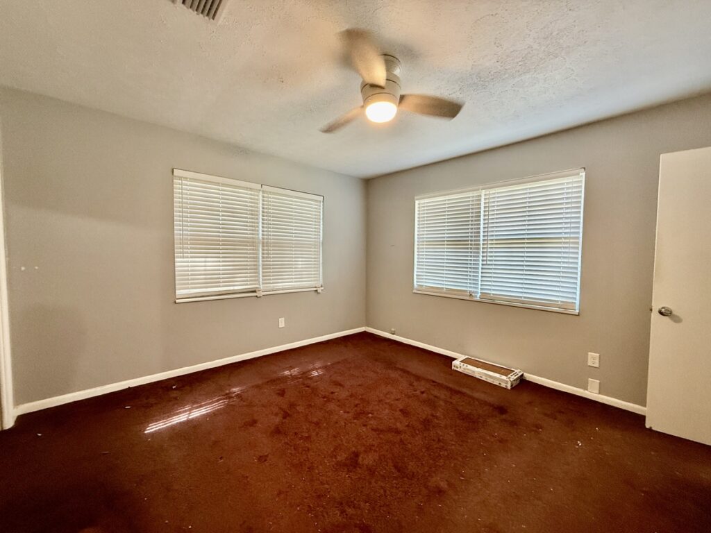 2bd74cc5-4b66-4a4c-962d-b31ff9d2c48b.jpg