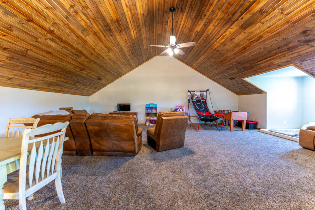42215e64-23c9-4ac0-bc95-de2bd433e0cf.jpg