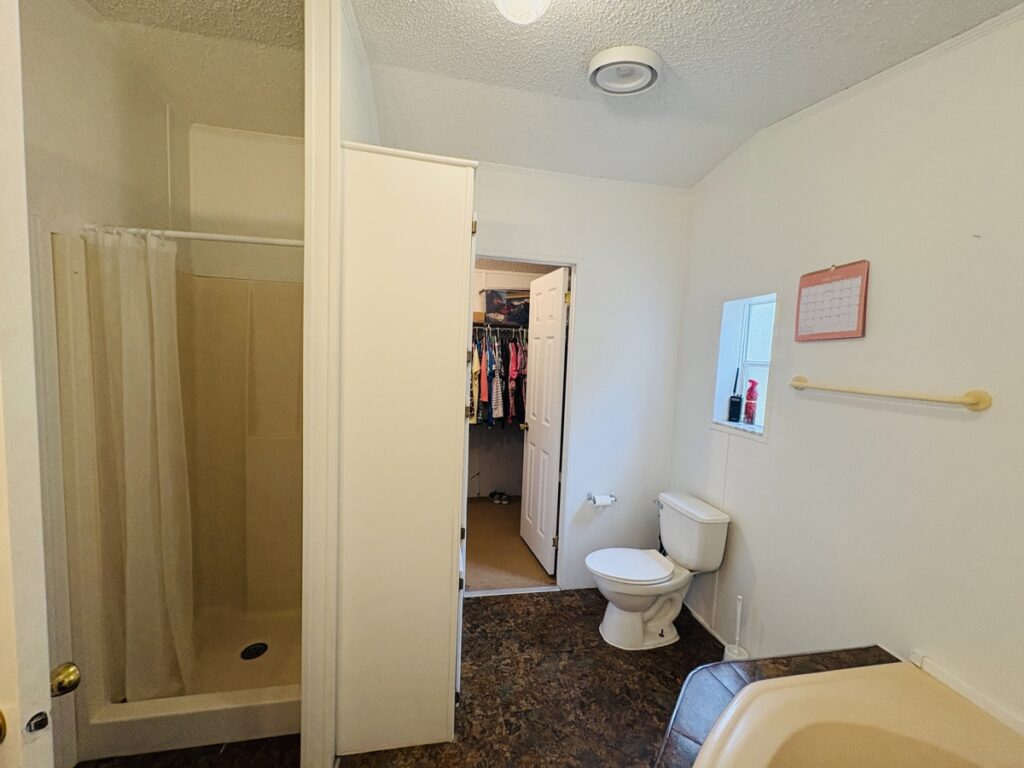53e75ced-2614-4d2c-9701-fef74cc47be9.jpg