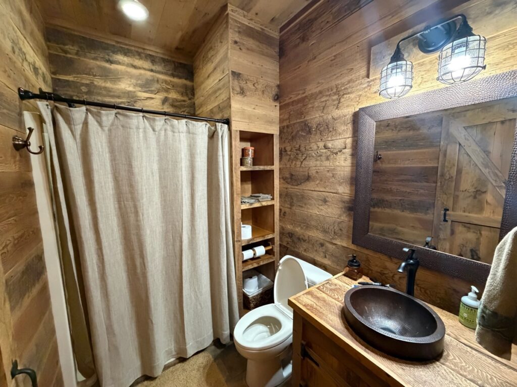 986f2b7b-c7fb-4d00-9ef6-633a2361d47f.jpg