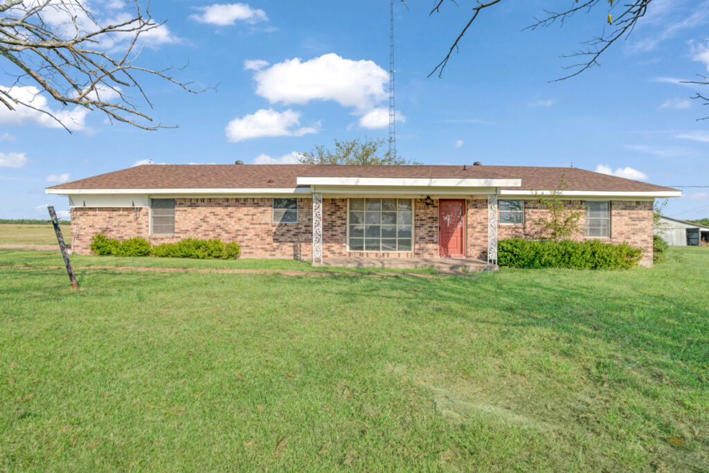 Property photo for land for sale in Delta County Texas