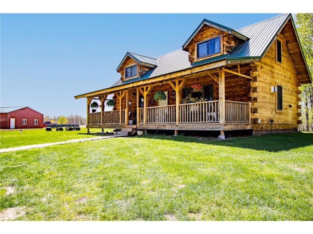 Property photo for land for sale in Pine County Minnesota