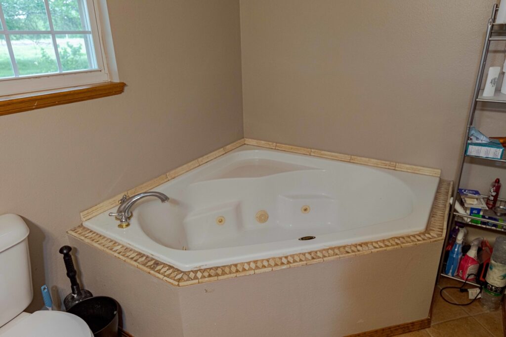 c6d81104-7370-4307-93c0-5d2489ab592f.jpg