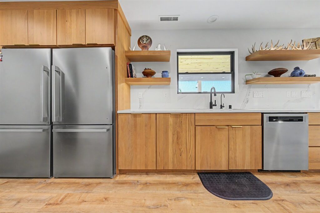 f2011e74-92ca-4bb3-be2b-7bf70eb52cc7.jpg