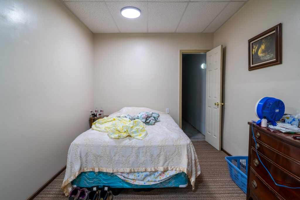 5ea495c7-ca25-4780-a056-76cc141bc3de.jpg