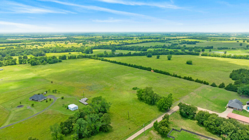 Property photo for land for sale in Lamar County Texas