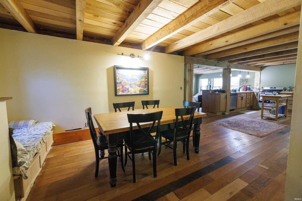 1973ccfc-793a-4c44-a084-3ddc7de2b229.jpg