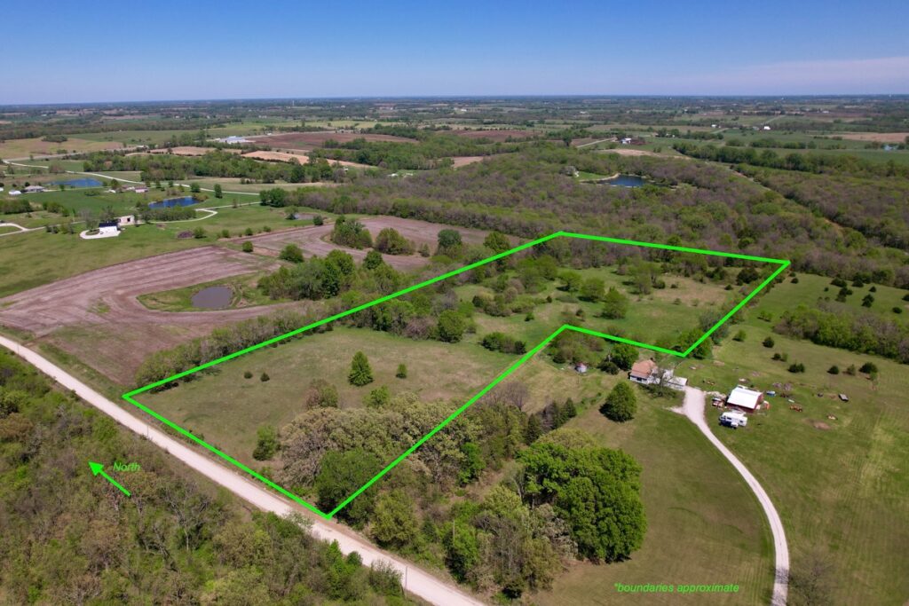 Property photo for land for sale in Caldwell County Missouri