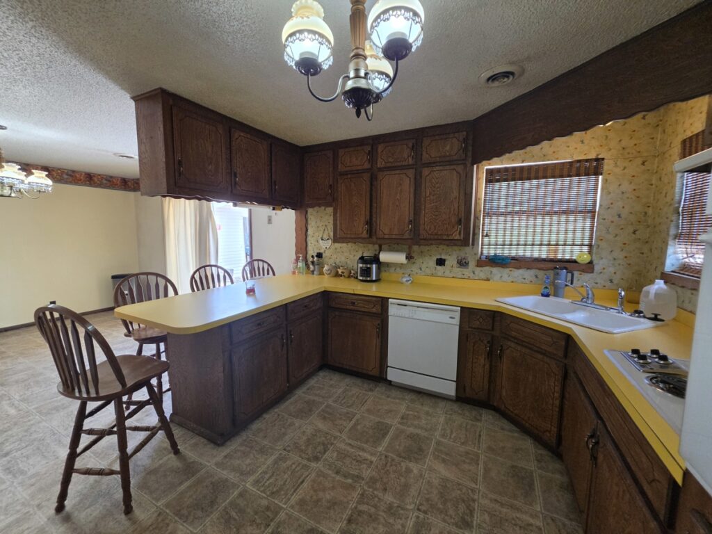 8e5f9b86-8a15-461d-8064-8825fd9dfad9.jpg