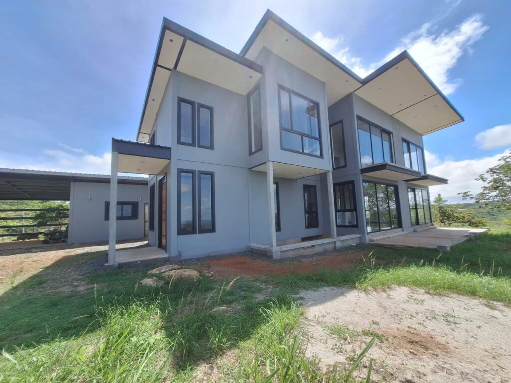 Property photo for land for sale in County Panama