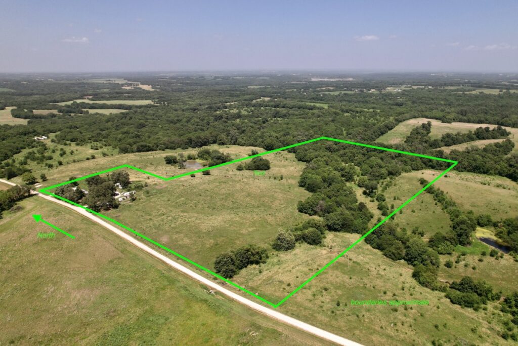 Property photo for land for sale in Daviess County Missouri
