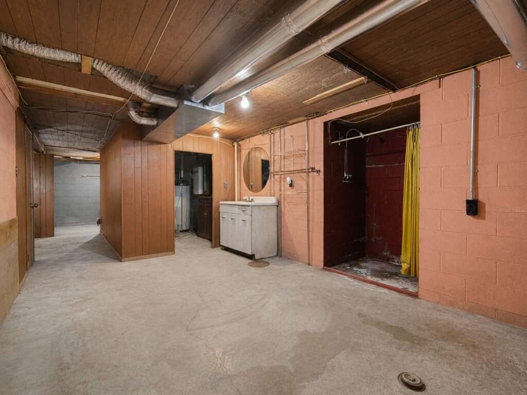db579090-2247-42df-8a56-c1554712af74.jpg
