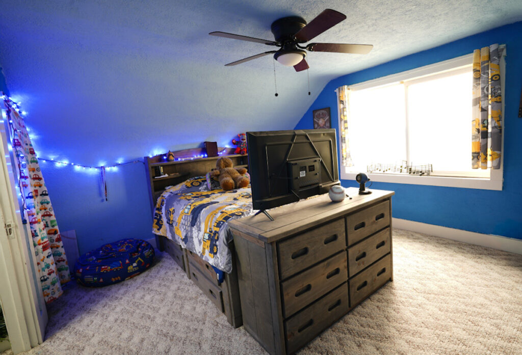 ee54b5b7-faa7-41c9-ac4a-2ac7b032a295.jpg