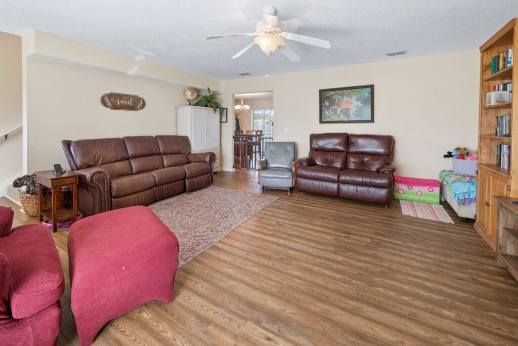 fc304934-ec4d-4bd9-88be-33b0537c87c1.jpg
