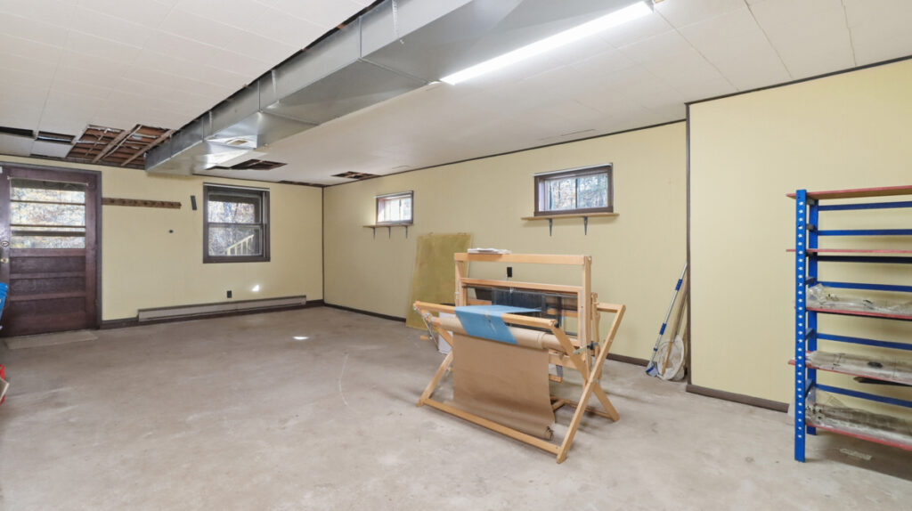 4eb531e4-8a72-482d-995d-19550de34113.jpg
