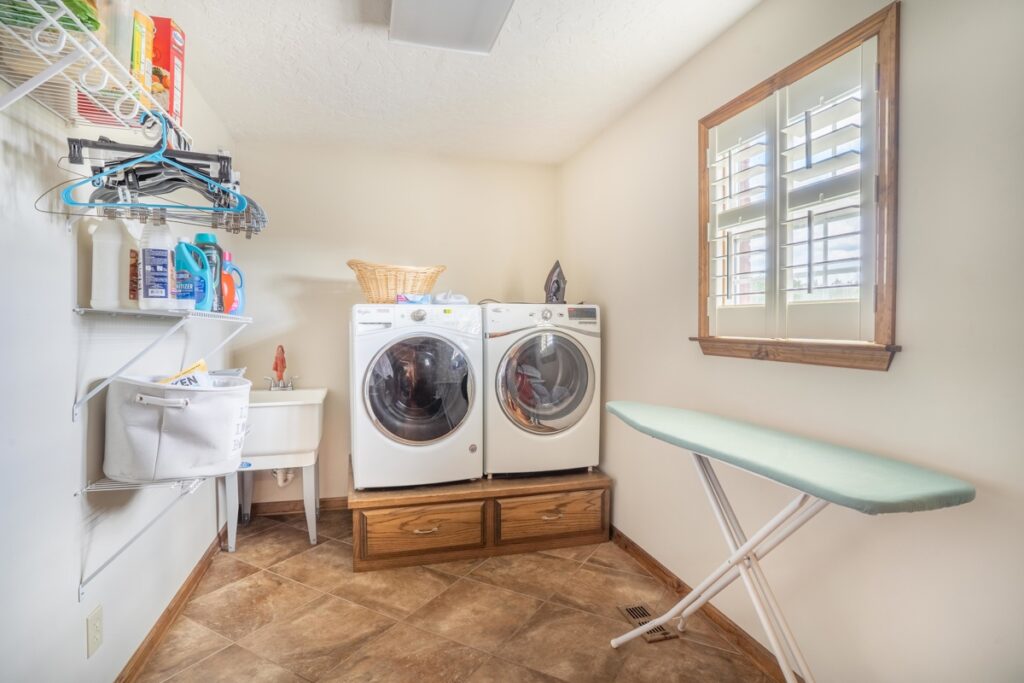 6446bbb4-2cbe-4546-bed1-e8d44b171088.jpg