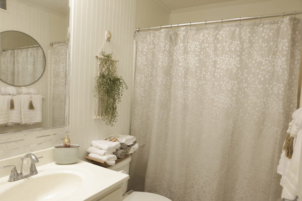 a832ec68-ffea-440b-9793-f0a590675d9f.jpg