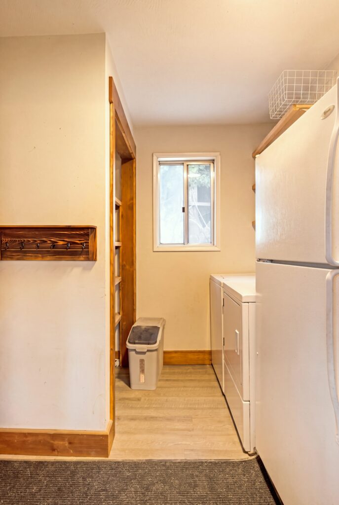 a90486ff-e728-4ba0-ab87-dfa1a3166eb1.jpg