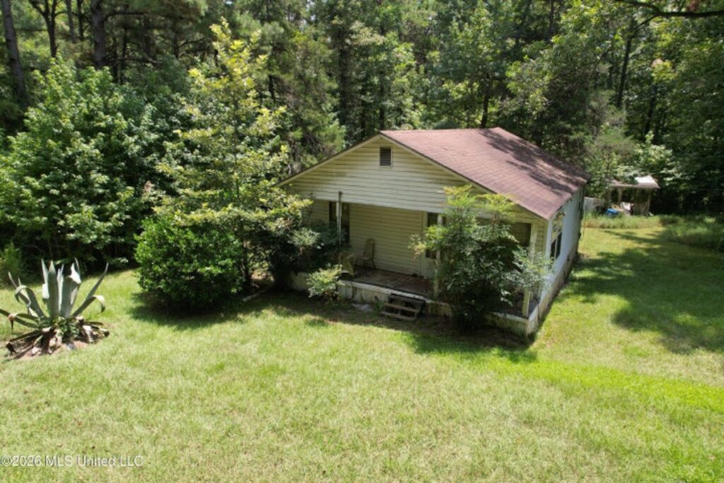 Property photo for land for sale in Claiborne County Mississippi