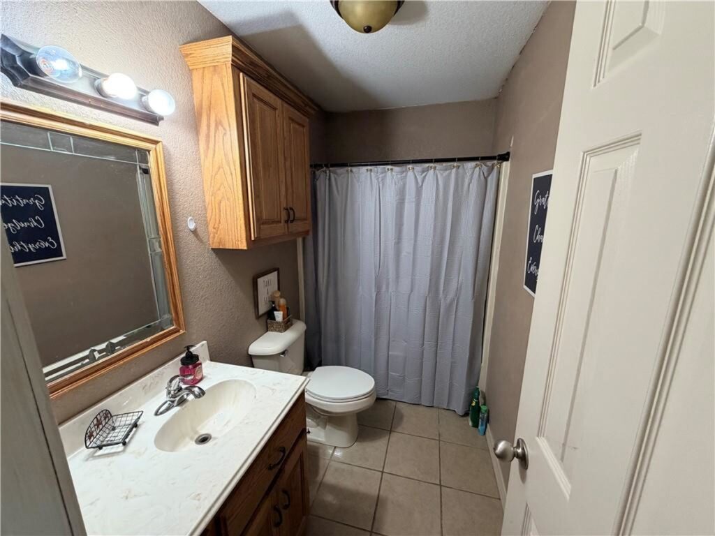 b79ed66f-eaab-40c6-b493-6d281f7d3322.jpg