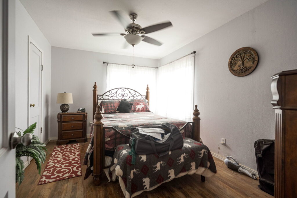 bd2d6346-963c-4a9a-9b57-bf3334f21194.jpg