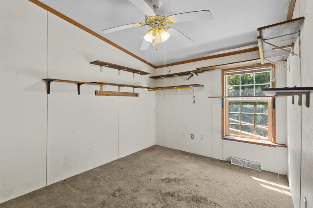 bed6a577-42aa-4988-9fe9-bdb840d9cb50.jpg