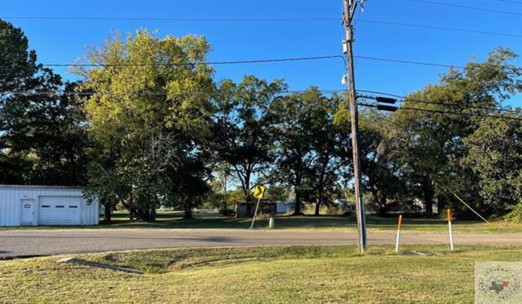 Property photo for land for sale in Bowie County Texas