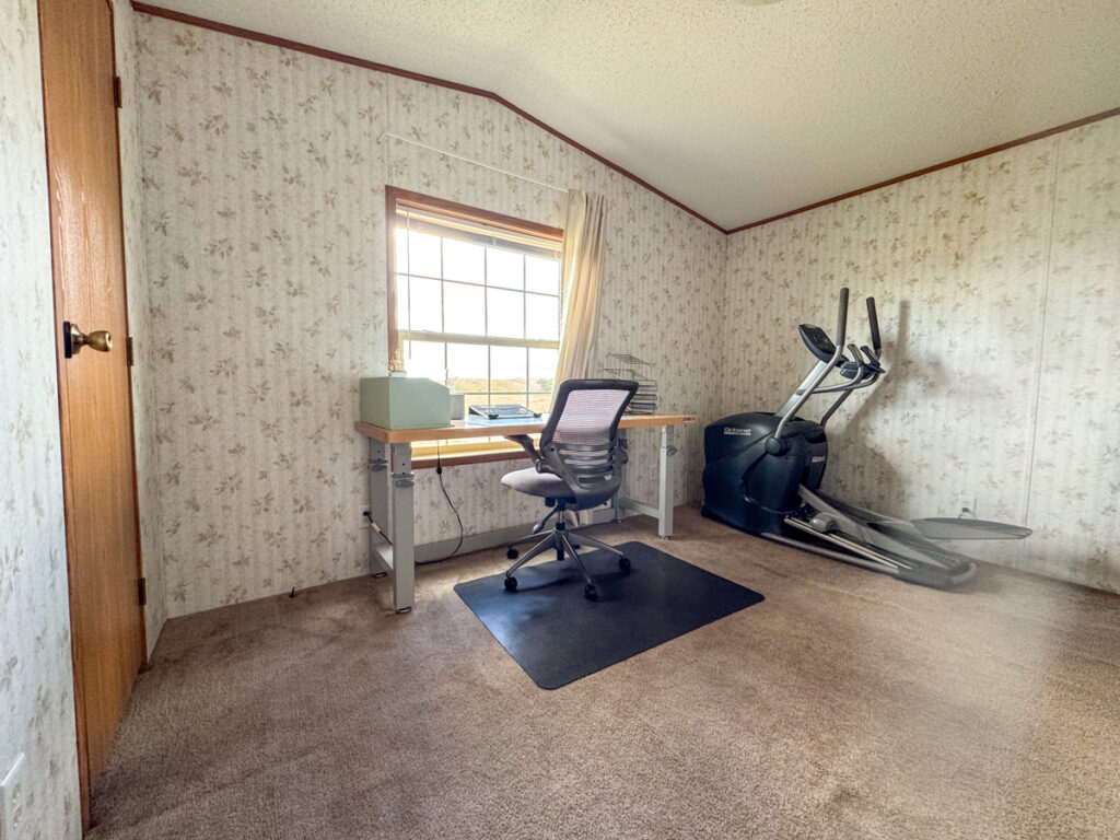0a55862a-1aea-4fa3-8134-5d3edbd5d19c.jpg