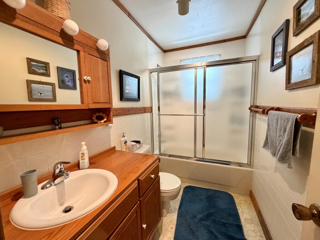 301adac9-0c93-4c6d-87aa-5dcb1f265c10.jpg