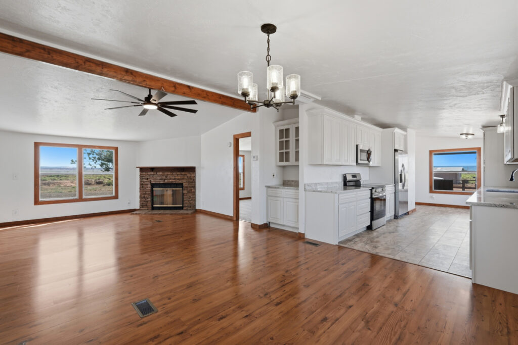 7f7e3357-34f9-4fb8-bacd-210659ea5525.jpg