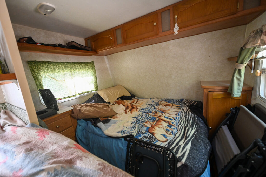 9985893f-dd74-4888-bb04-64b0009a66a6.jpg