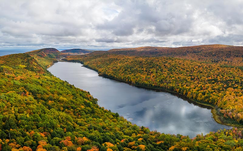 Porcupine Mountains, Michigan in the fall