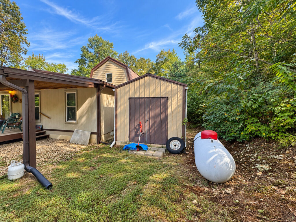 a5d58900-e4f0-48e1-8cd6-8155b38bd16d.jpg