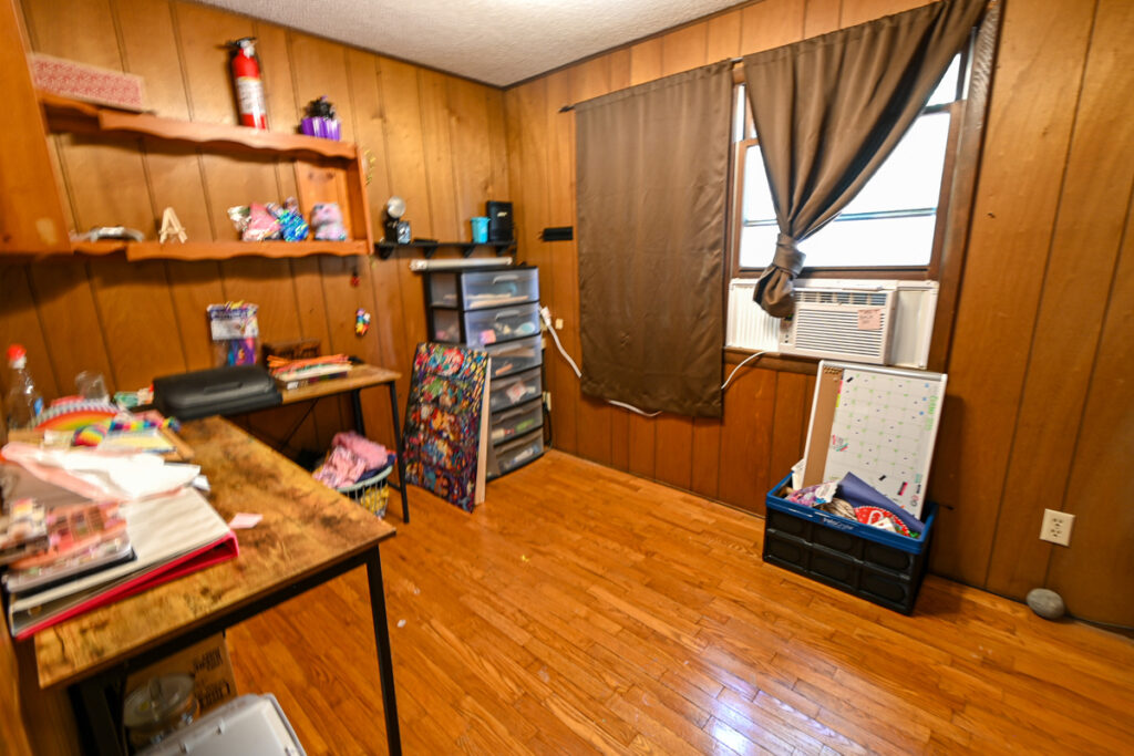 c4e452ed-e6d4-40cf-8584-5fd190db6878.jpg