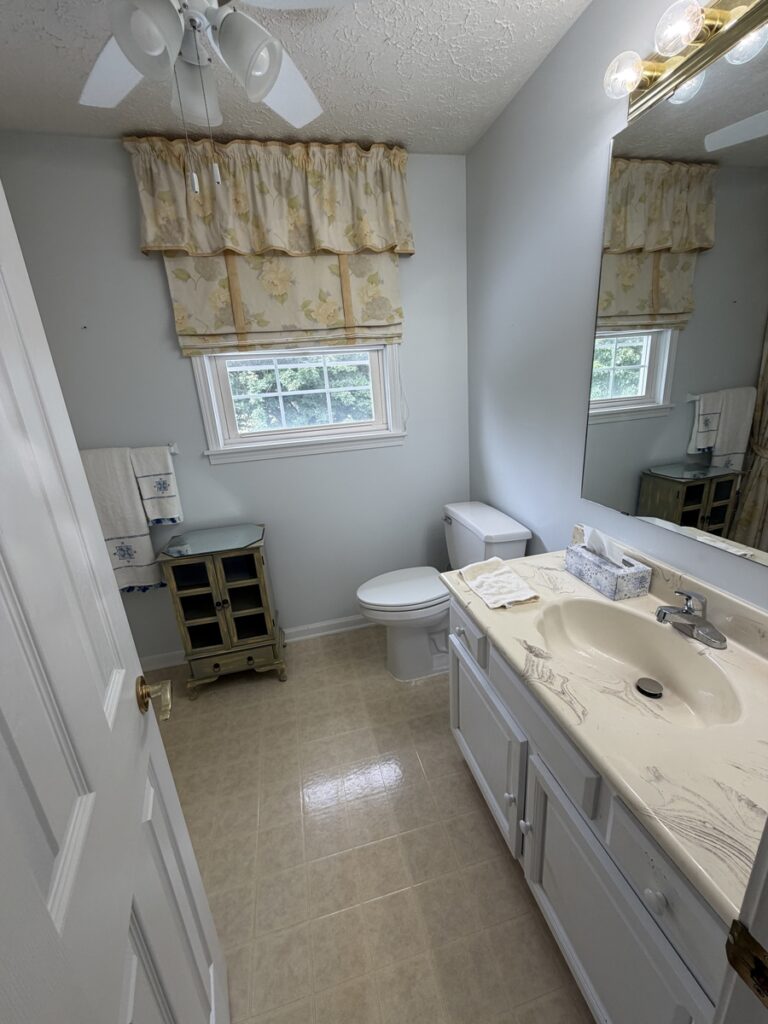 cc873d0f-800b-46ae-be16-d9180c3ea216.jpg