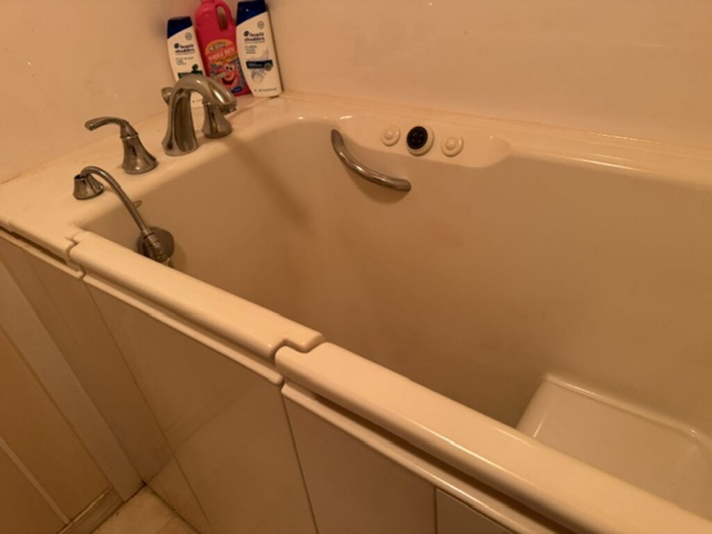05fd7223-c8cb-4ba2-8e69-fa1ce990c81f.jpg