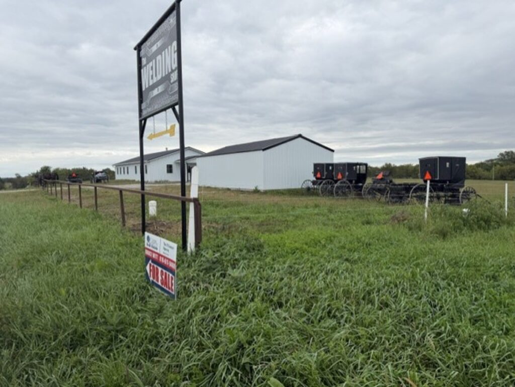 Property photo for land for sale in Daviess County Missouri